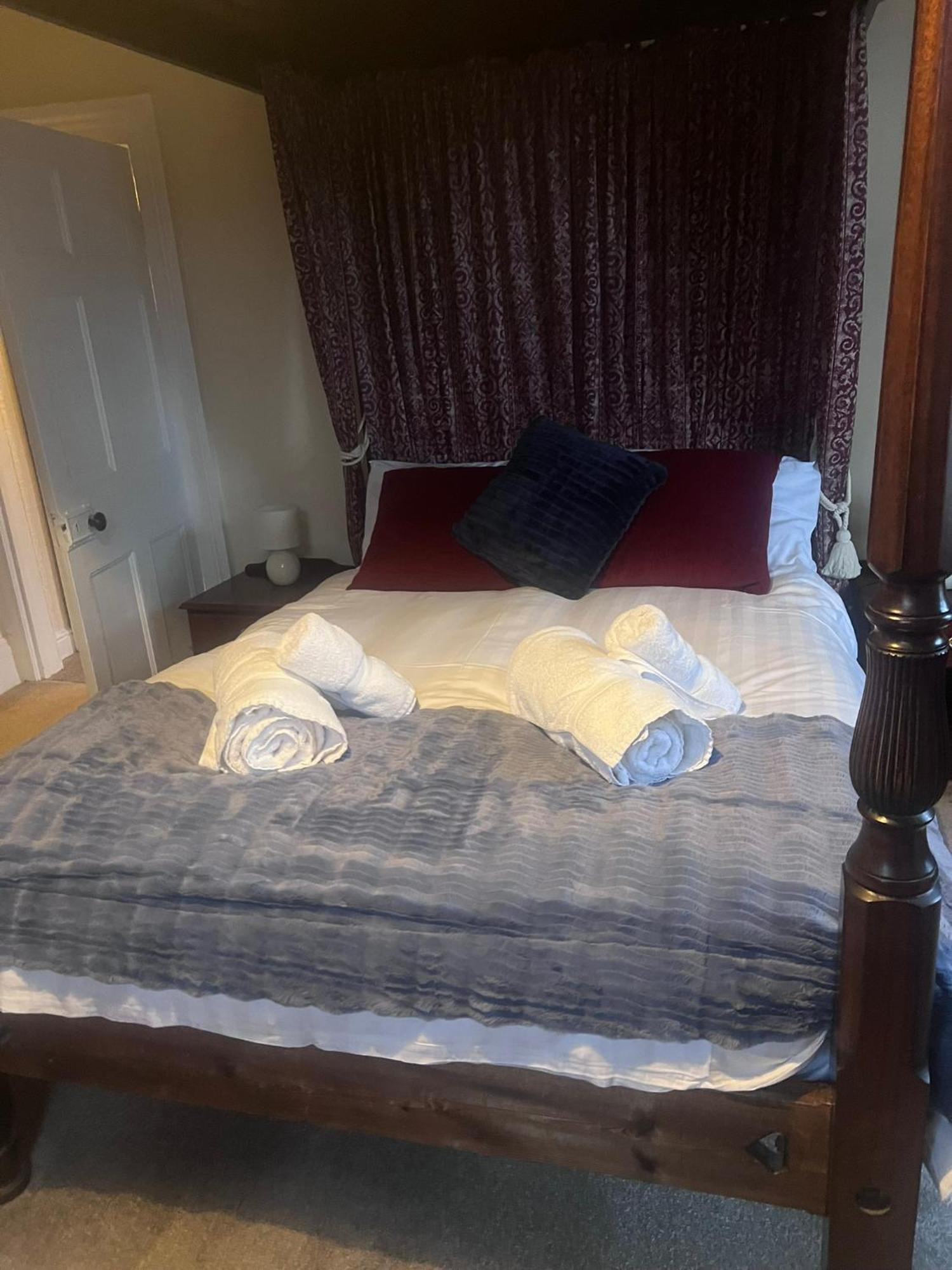 The Crown Hotel リントン エクステリア 写真