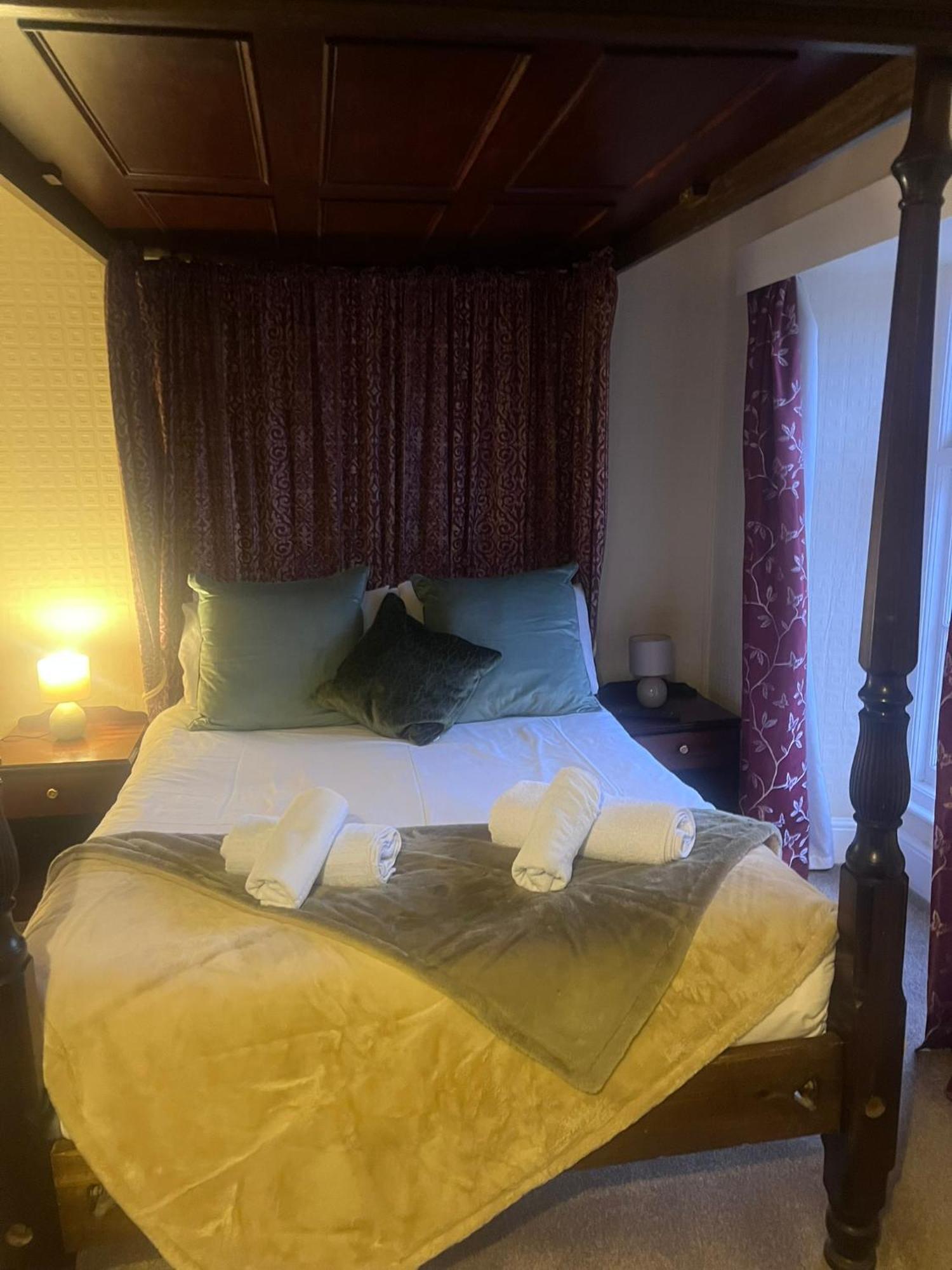 The Crown Hotel リントン エクステリア 写真